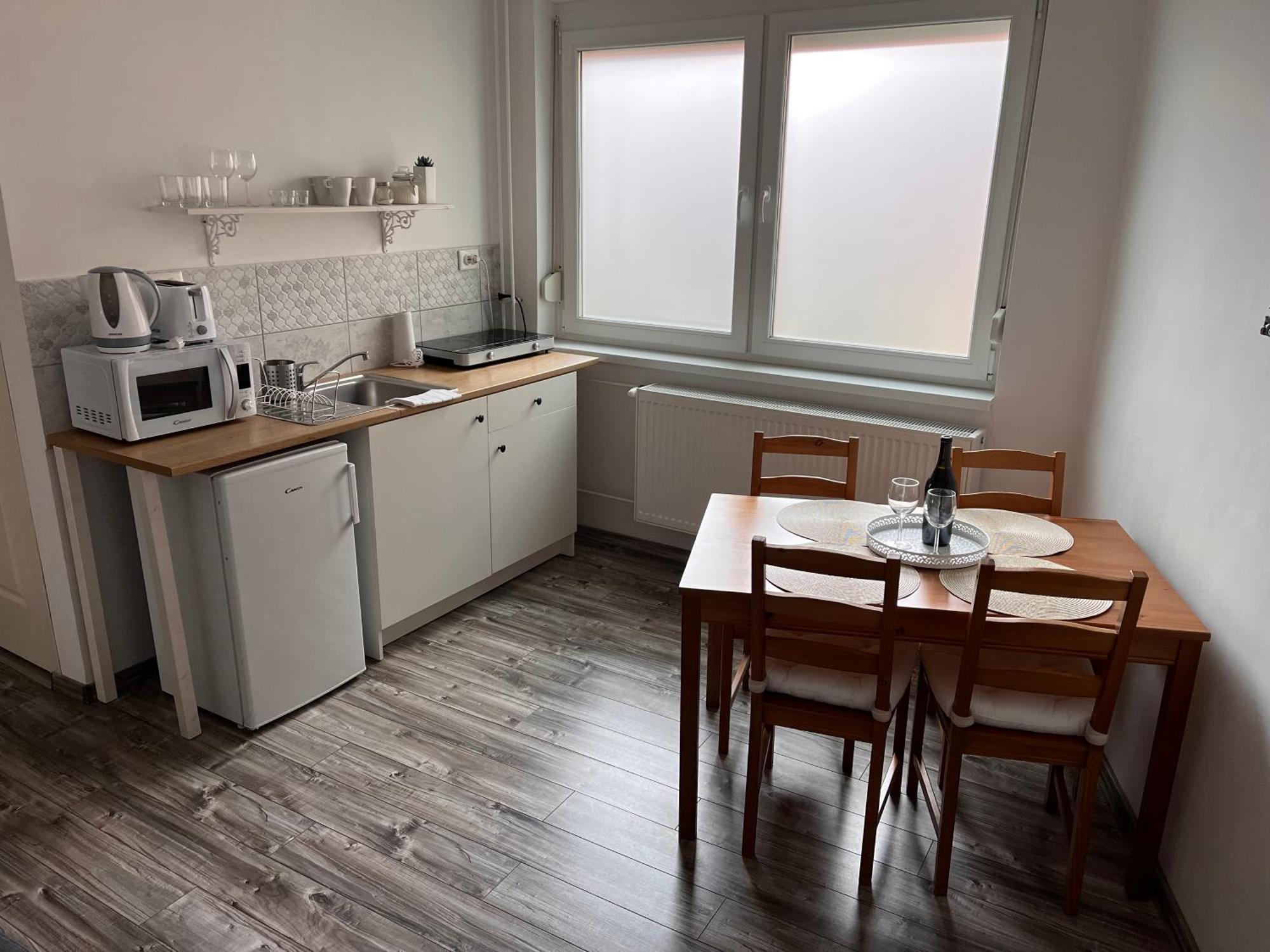 Pacsirta Apartmanhaz Eger Eksteriør bilde
